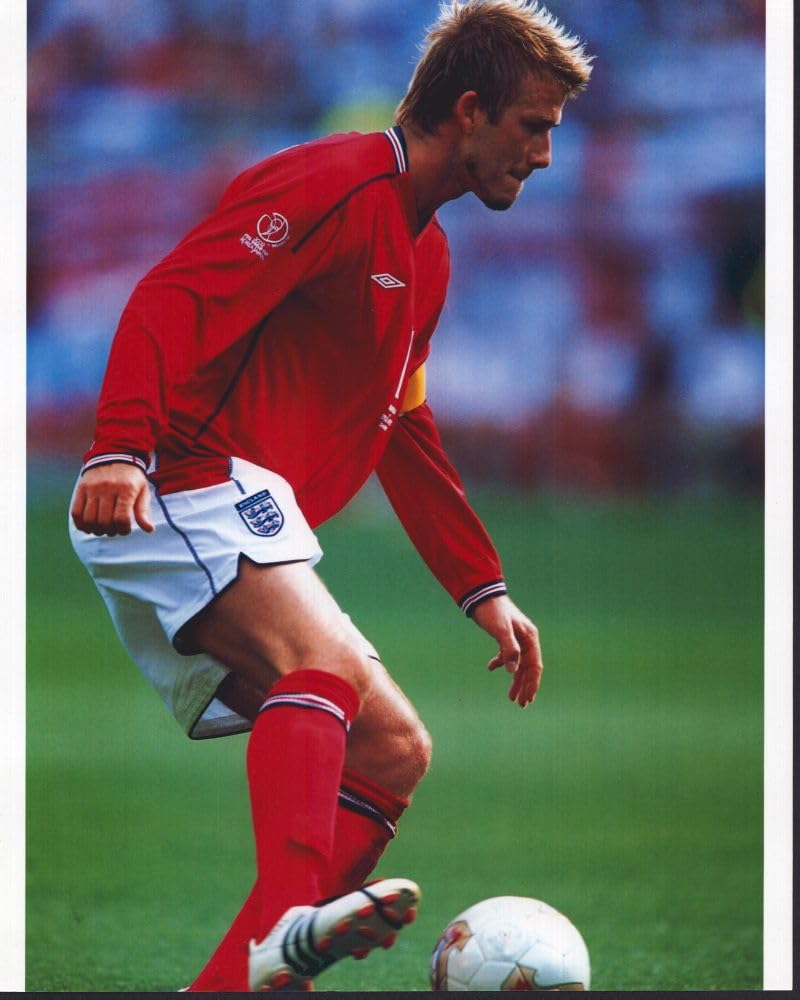 Posterazzi David Beckham Running And Kicking Ball Photo Print - Sports Enthusiasts - Home Decor - High Contrast Clarity,